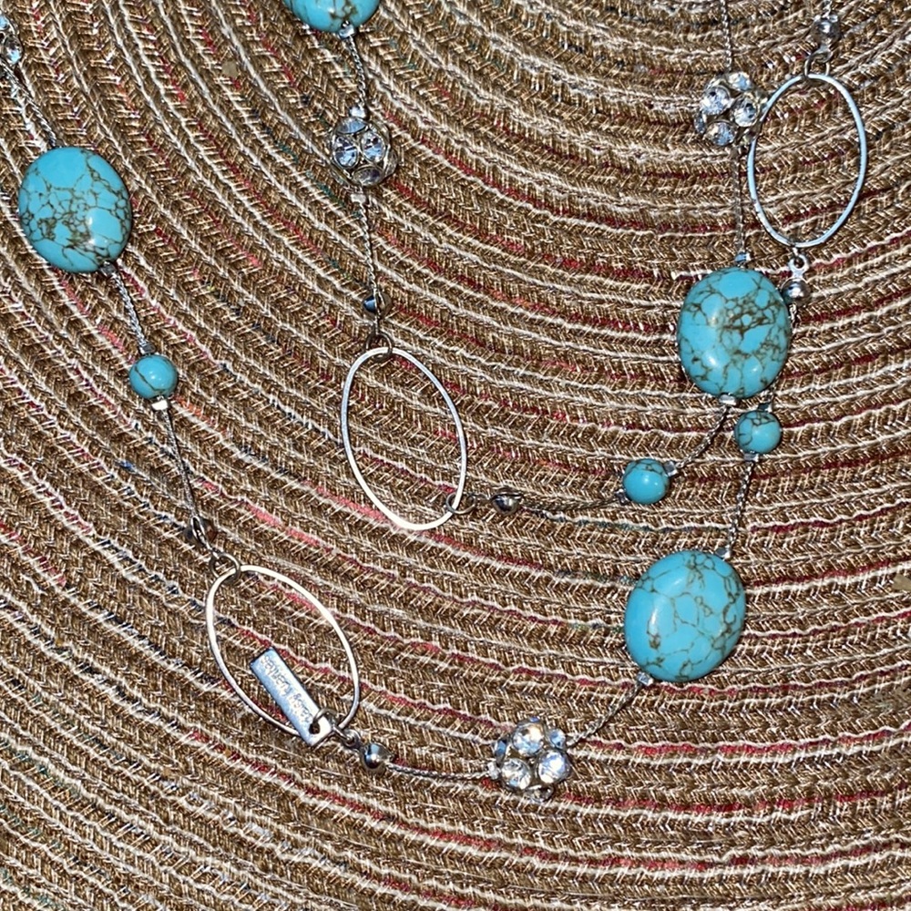 Daisy Fuentes turquoise silver necklace. 30” long.
